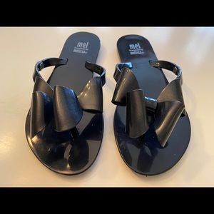 Girls Sz 13 Mel by Melissa Bow Flip Flop